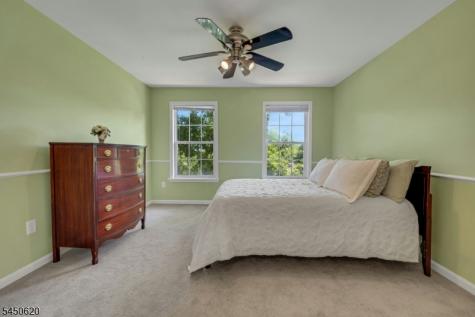 6 Sabine Lane Hardyston NJ 07416