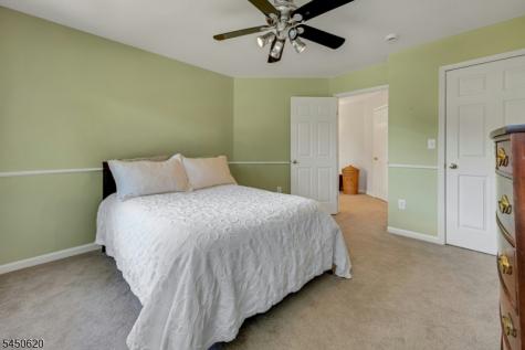 6 Sabine Lane Hardyston NJ 07416