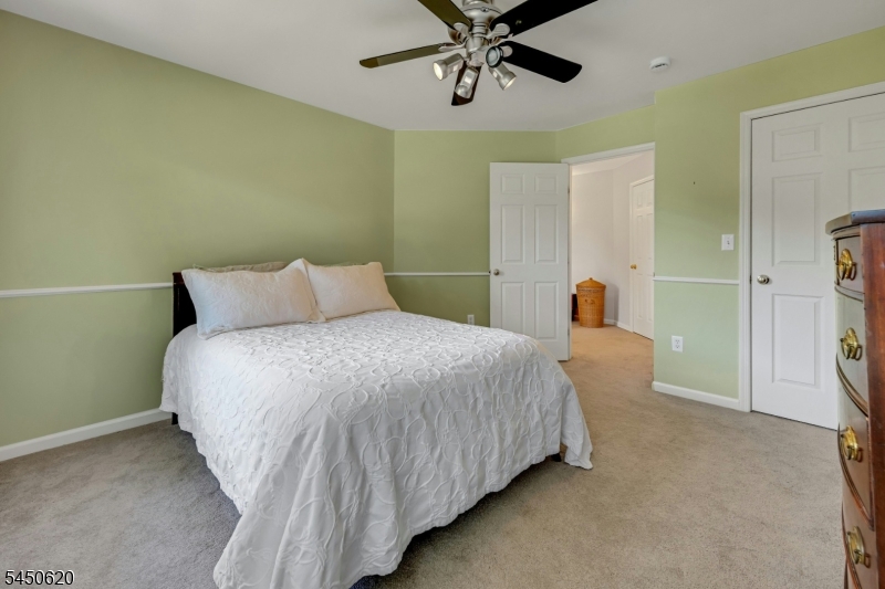 6 Sabine Lane Hardyston NJ 07416