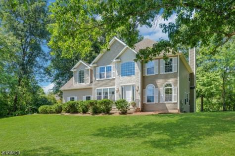 6 Sabine Lane Hardyston NJ 07416