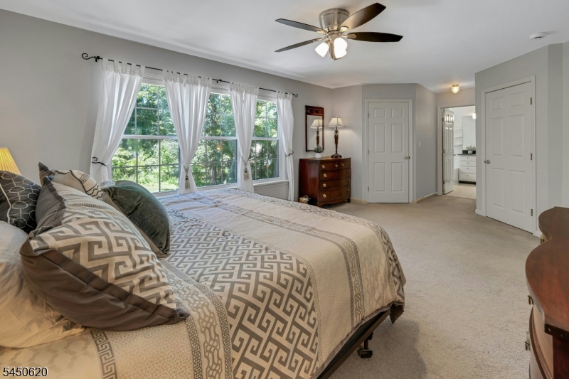 6 Sabine Lane Hardyston NJ 07416
