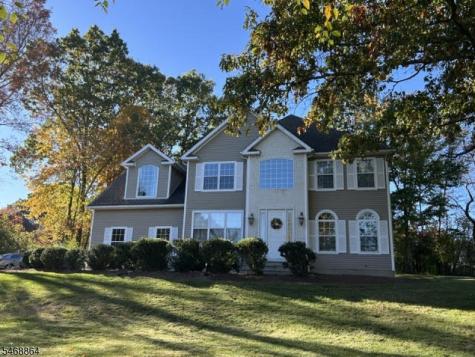 6 Sabine Lane Hardyston NJ 07416