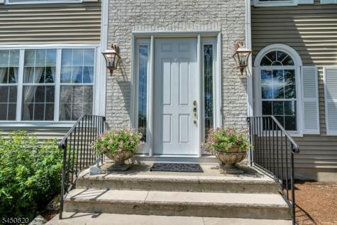 6 Sabine Lane Hardyston NJ 07416