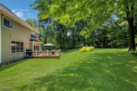 6 Sabine Lane Hardyston NJ 07416