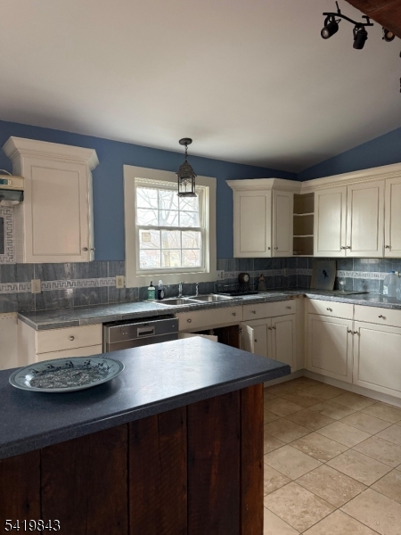 2 Barkers Mill Road Independence NJ 07840