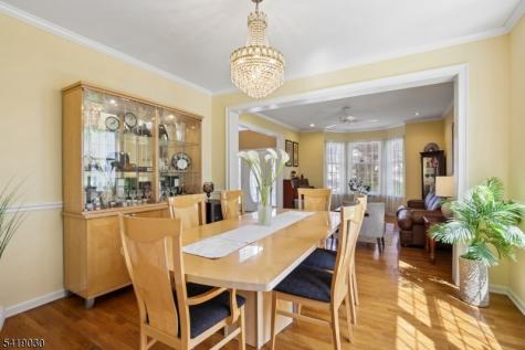 11 Windemere Court Hanover NJ 07981