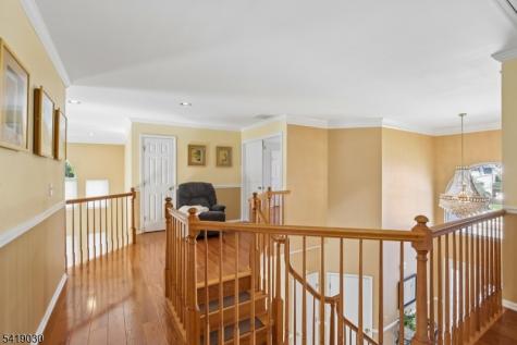 11 Windemere Court Hanover NJ 07981