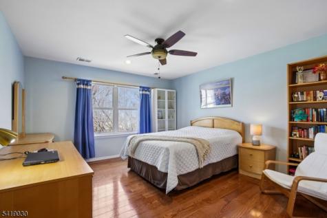 11 Windemere Court Hanover NJ 07981
