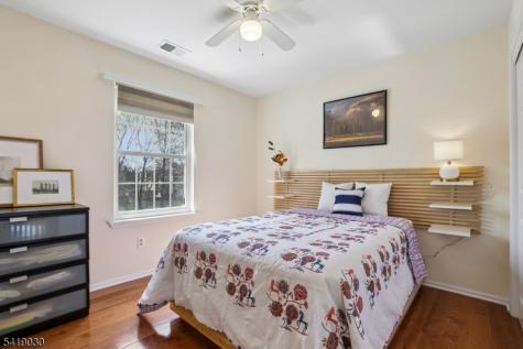 11 Windemere Court Hanover NJ 07981