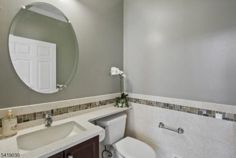 11 Windemere Court Hanover NJ 07981