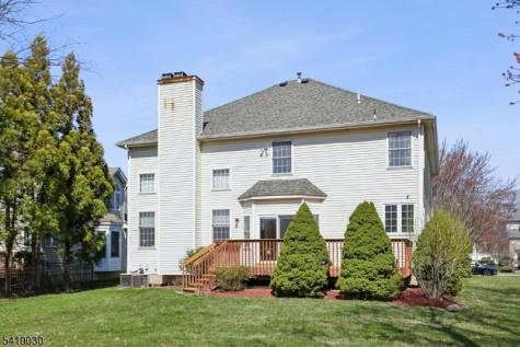 11 Windemere Court Hanover NJ 07981