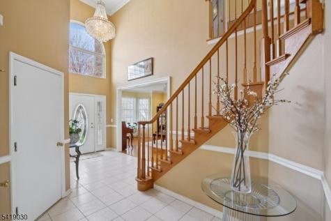 11 Windemere Court Hanover NJ 07981
