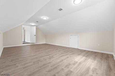 128 Big Piece Road Fairfield NJ 07004