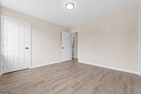 128 Big Piece Road Fairfield NJ 07004