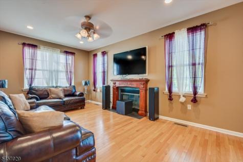 103 Timberhill Drive Franklin NJ 08823
