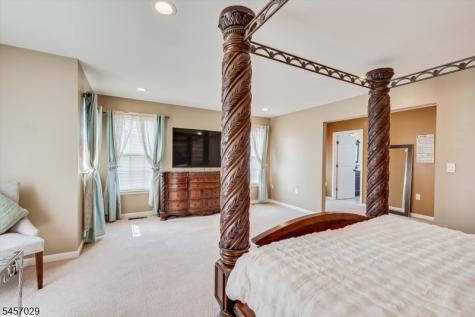 103 Timberhill Drive Franklin NJ 08823