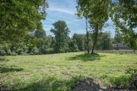 230 Shiloh Road Hope NJ 07825