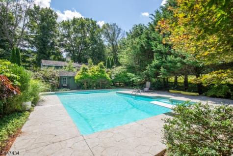 230 Shiloh Road Hope NJ 07825