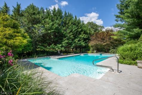 230 Shiloh Road Hope NJ 07825