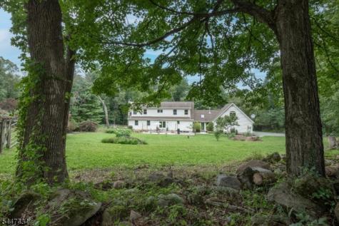 230 Shiloh Road Hope NJ 07825