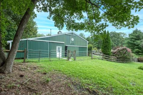 230 Shiloh Road Hope NJ 07825