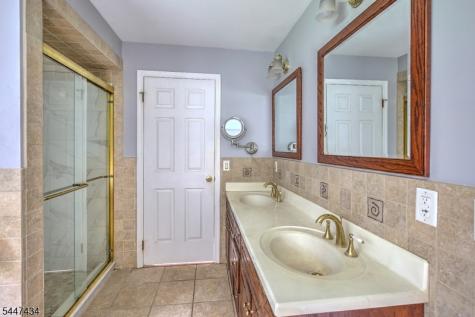 230 Shiloh Road Hope NJ 07825