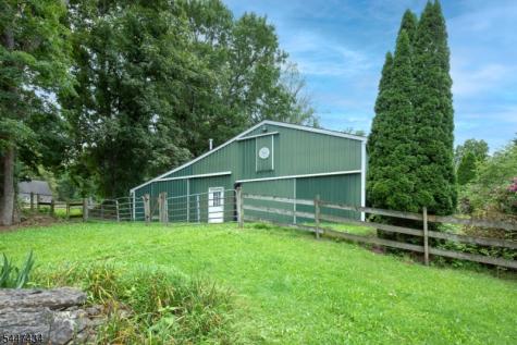 230 Shiloh Road Hope NJ 07825