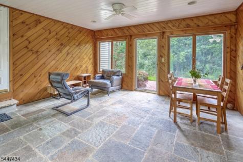 230 Shiloh Road Hope NJ 07825
