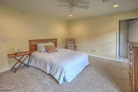 230 Shiloh Road Hope NJ 07825