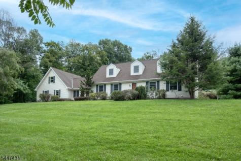 230 Shiloh Road Hope NJ 07825