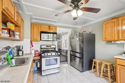 185 Trenton Avenue Paterson NJ 07503