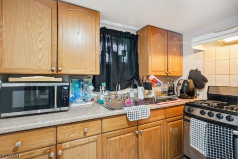 185 Trenton Avenue Paterson NJ 07503