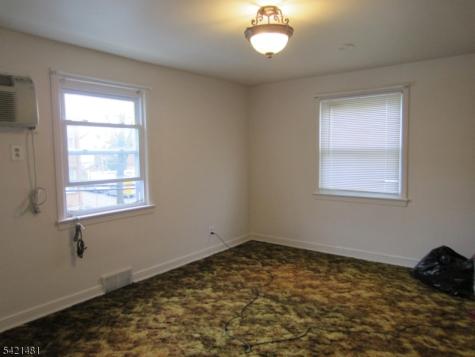 63 Norman Road Newark NJ 07106