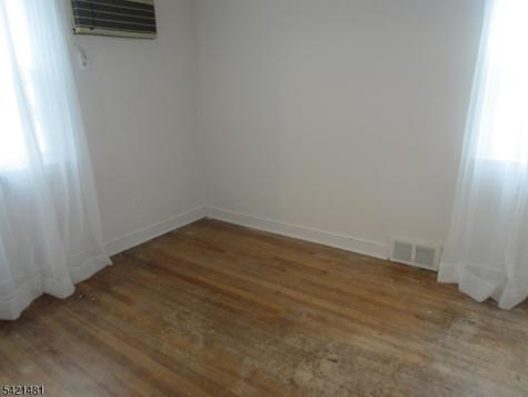 63 Norman Road Newark NJ 07106