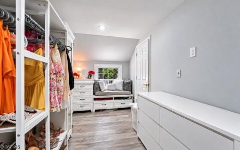 68 E Lake Road Kinnelon NJ 07405