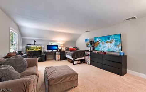 68 E Lake Road Kinnelon NJ 07405