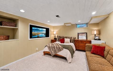 68 E Lake Road Kinnelon NJ 07405