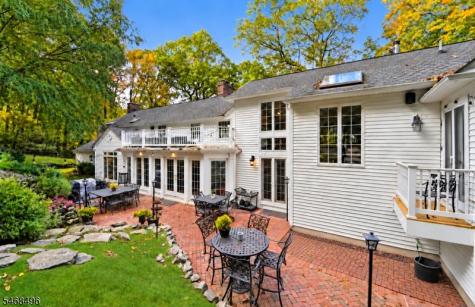 68 E Lake Road Kinnelon NJ 07405