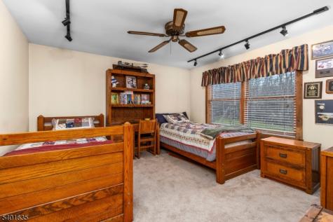37 Ward Road Hardwick NJ 07825