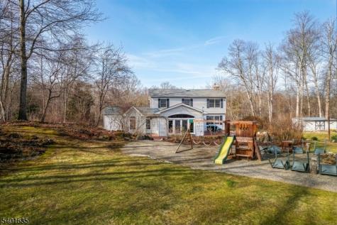 37 Ward Road Hardwick NJ 07825