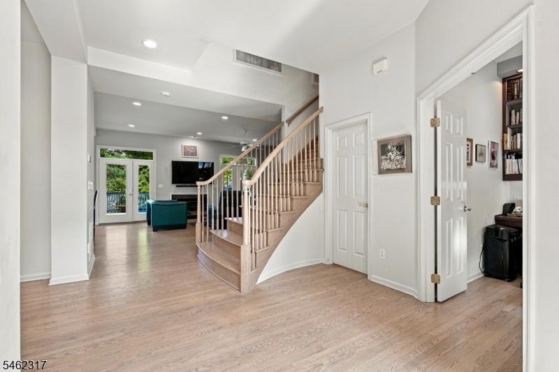 14 Cobble Lane Bernards NJ 07920
