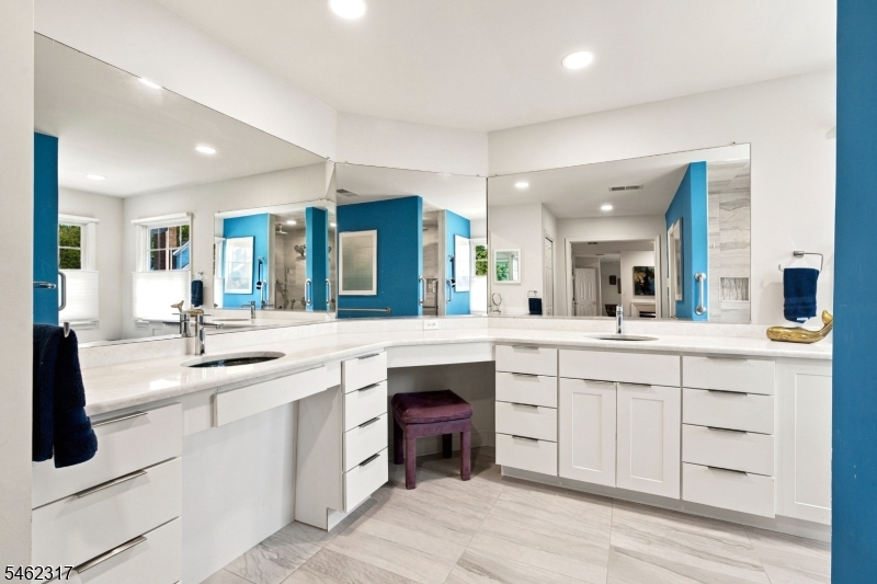 14 Cobble Lane Bernards NJ 07920