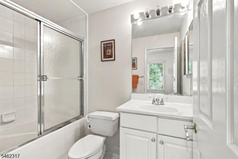 14 Cobble Lane Bernards NJ 07920