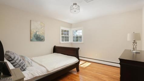 407 Cayuga Way Westfield NJ 07090