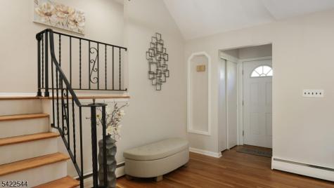 407 Cayuga Way Westfield NJ 07090