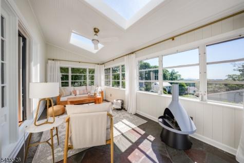 41 Crestwood Drive Maplewood NJ 07040