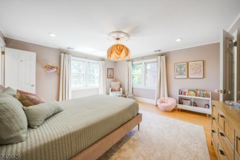 41 Crestwood Drive Maplewood NJ 07040