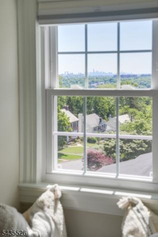 41 Crestwood Drive Maplewood NJ 07040