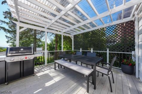 41 Crestwood Drive Maplewood NJ 07040