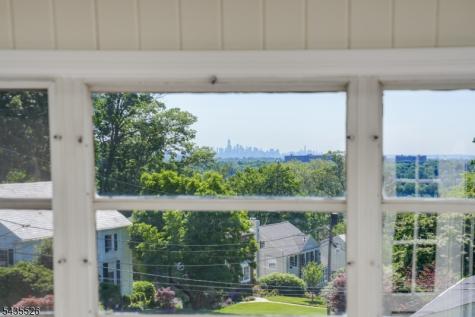 41 Crestwood Drive Maplewood NJ 07040